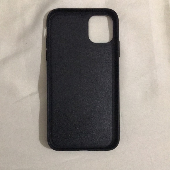 iPhone 11 phone case - Picture 4 of 11